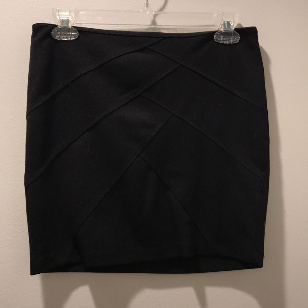 WINDSOR BLACK MINI SKIRT